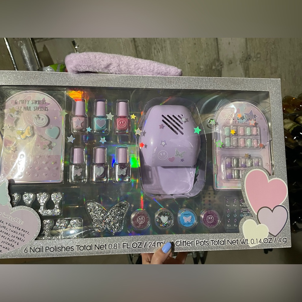 Purple Nail Art Kit with Glitter and Accessories